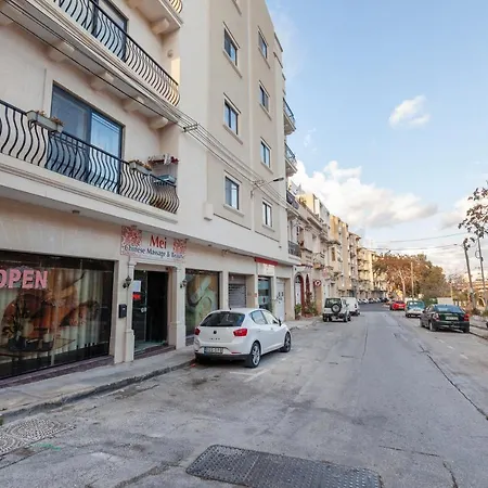 Lägenhet Penthouse With Bbq Kitchen Island & Massive Living By 360 Estates St. Julian's
