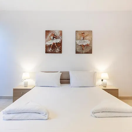 Apartment Penthouse With Bbq Kitchen Island & Massive Living By 360 Estates Saint Julian's