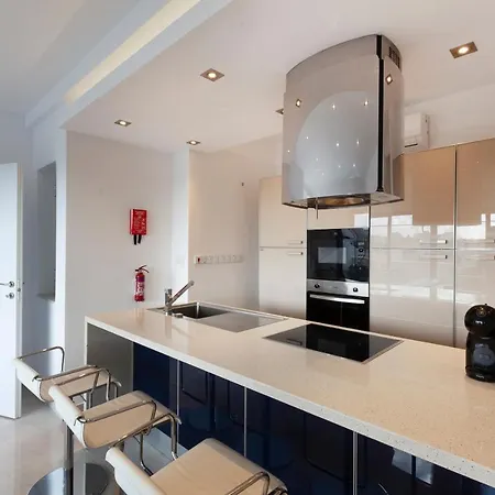Apartment Penthouse With Bbq Kitchen Island & Massive Living By 360 Estates Saint Julian's